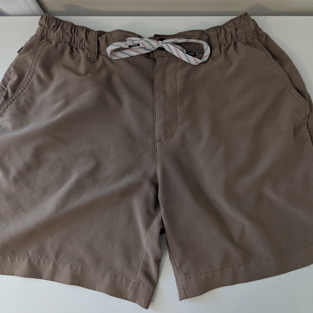 Chubbies Everywhere Performance Short - 6 inch | Men's Small, "The Tahoe's"